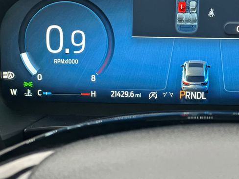 Certified 2025 Ford Escape Platinum image 26