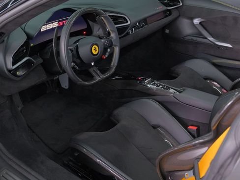 Used 2023 Ferrari 296 GTS RWD image 6