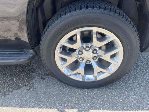 Used 2010 Chevrolet Tahoe LT RWD image 9