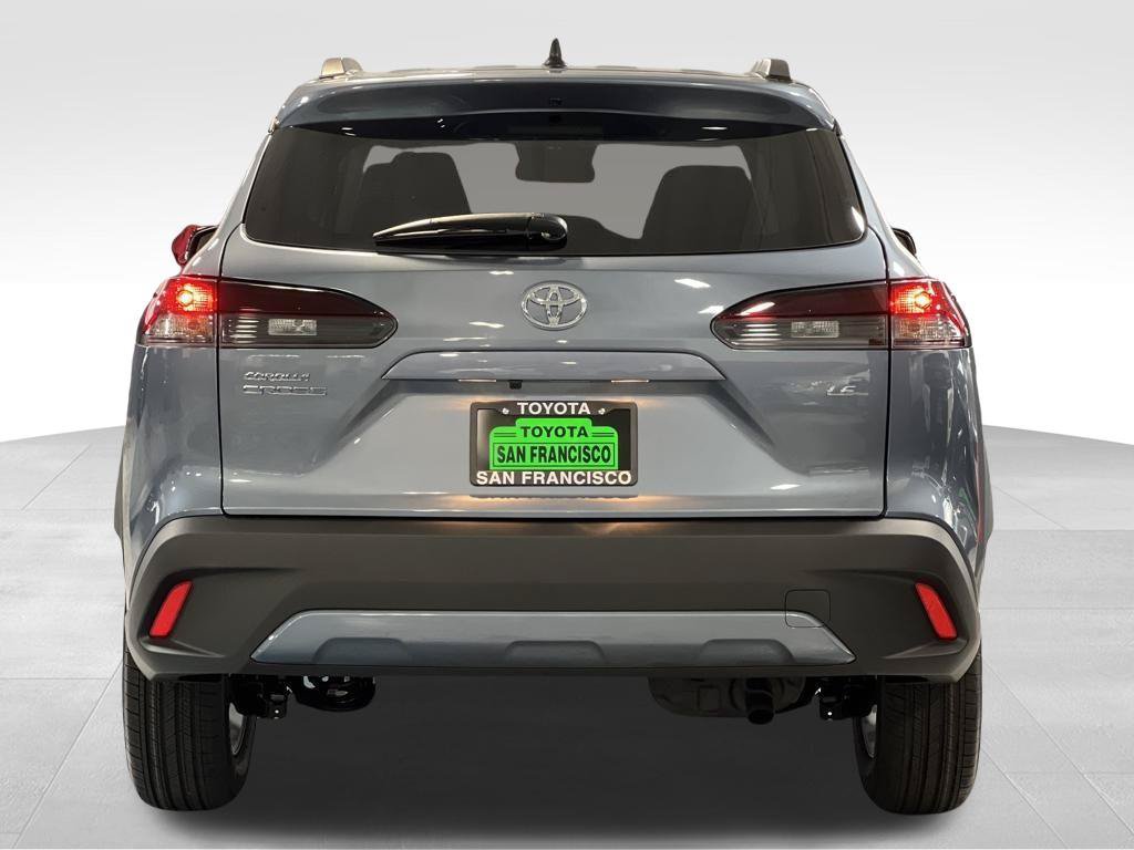 New 2026 Toyota Corolla Cross LE FWD image 4