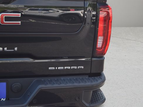 Used 2021 GMC Sierra 1500 Denali w/ Driver Alert Package II AWD/4WD image 5