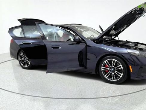 Used 2026 BMW 540i xDrive AWD/4WD image 11