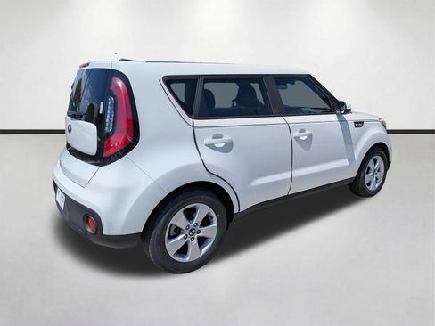 Used 2019 Kia Soul FWD image 4