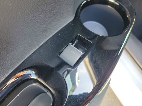 Used 2024 Toyota Corolla SE w/ SE Package image 16