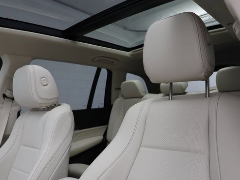 Used 2025 Mercedes-Benz GLS 450 GLS 450 image 15