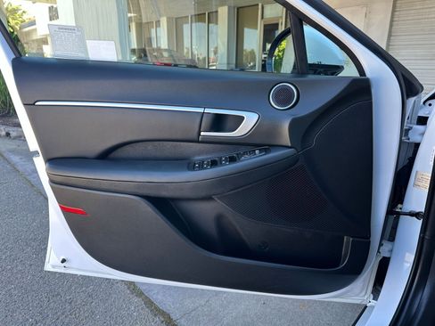 Used 2025 Hyundai Sonata SEL image 18