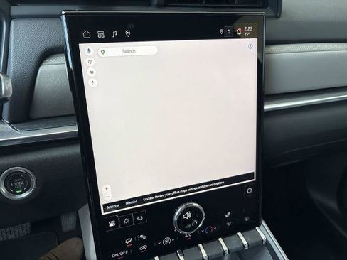 Certified 2025 GMC Terrain Elevation FWD image 14