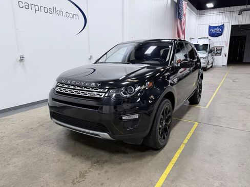 Used 2017 Land Rover Discovery Sport HSE AWD/4WD image 3