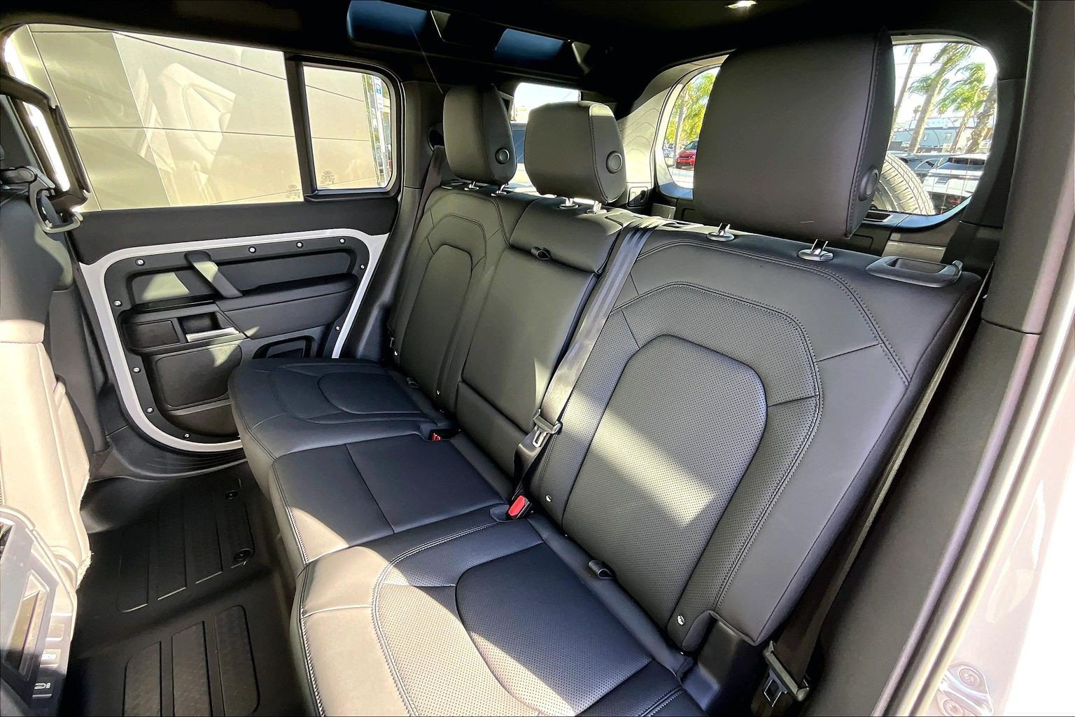 New 2026 Land Rover Defender 110 S AWD/4WD image 10