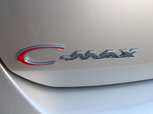 Used 2017 Ford C-MAX SE image 34