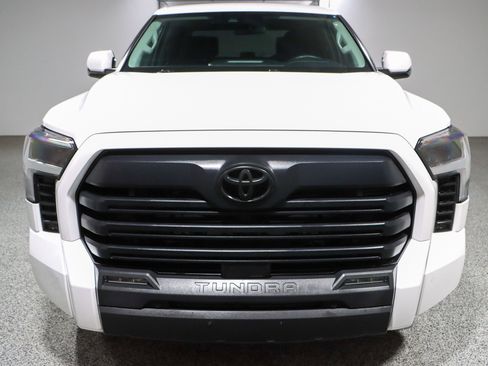 Used 2024 Toyota Tundra SR5 w/ SR5 Convenience Package AWD/4WD image 4