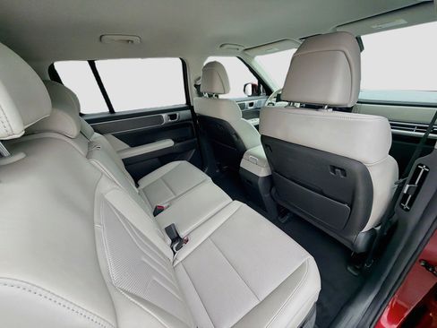 Used 2024 Hyundai Santa Fe SEL FWD image 26