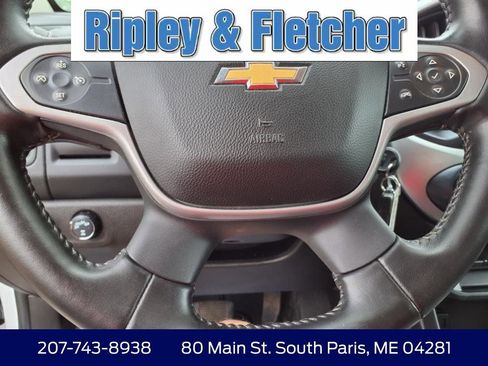 Used 2022 Chevrolet Colorado LT w/ LT Convenience Package AWD/4WD image 16