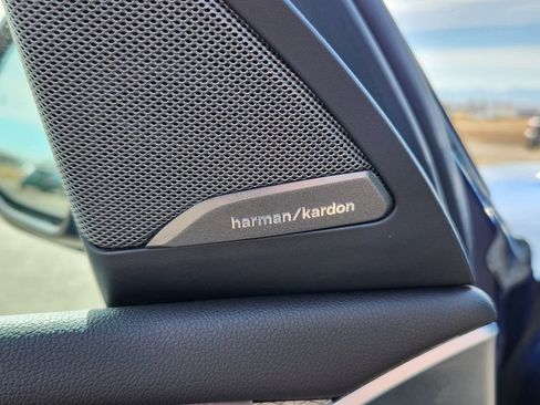 Used 2019 BMW X4 xDrive30i w/ M Sport Package 2 image 27