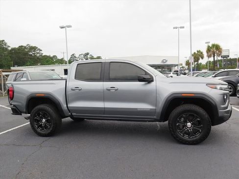 Used 2024 GMC Canyon Elevation w/ Trailering Package RWD image 2
