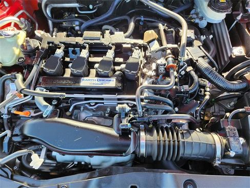 Used 2019 Honda Civic Touring image 30