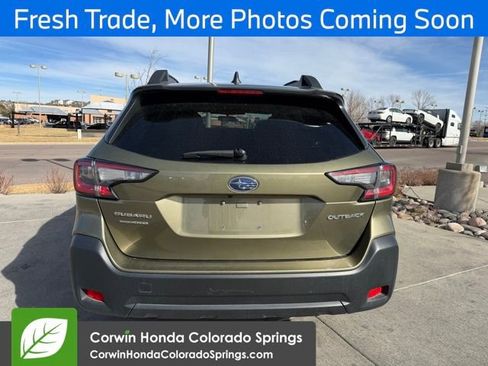 Used 2025 Subaru Outback Premium image 6