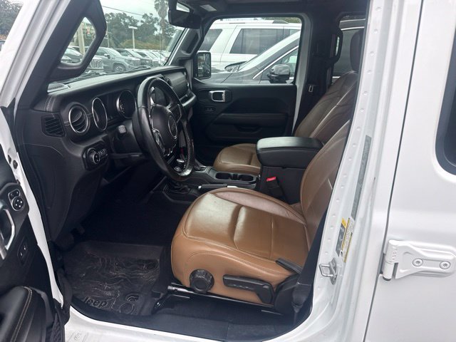 Used 2020 Jeep Gladiator Overland w/ Popular Equipment Package AWD/4WD image 10
