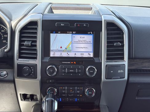 Used 2018 Ford F150 Lariat AWD/4WD image 17