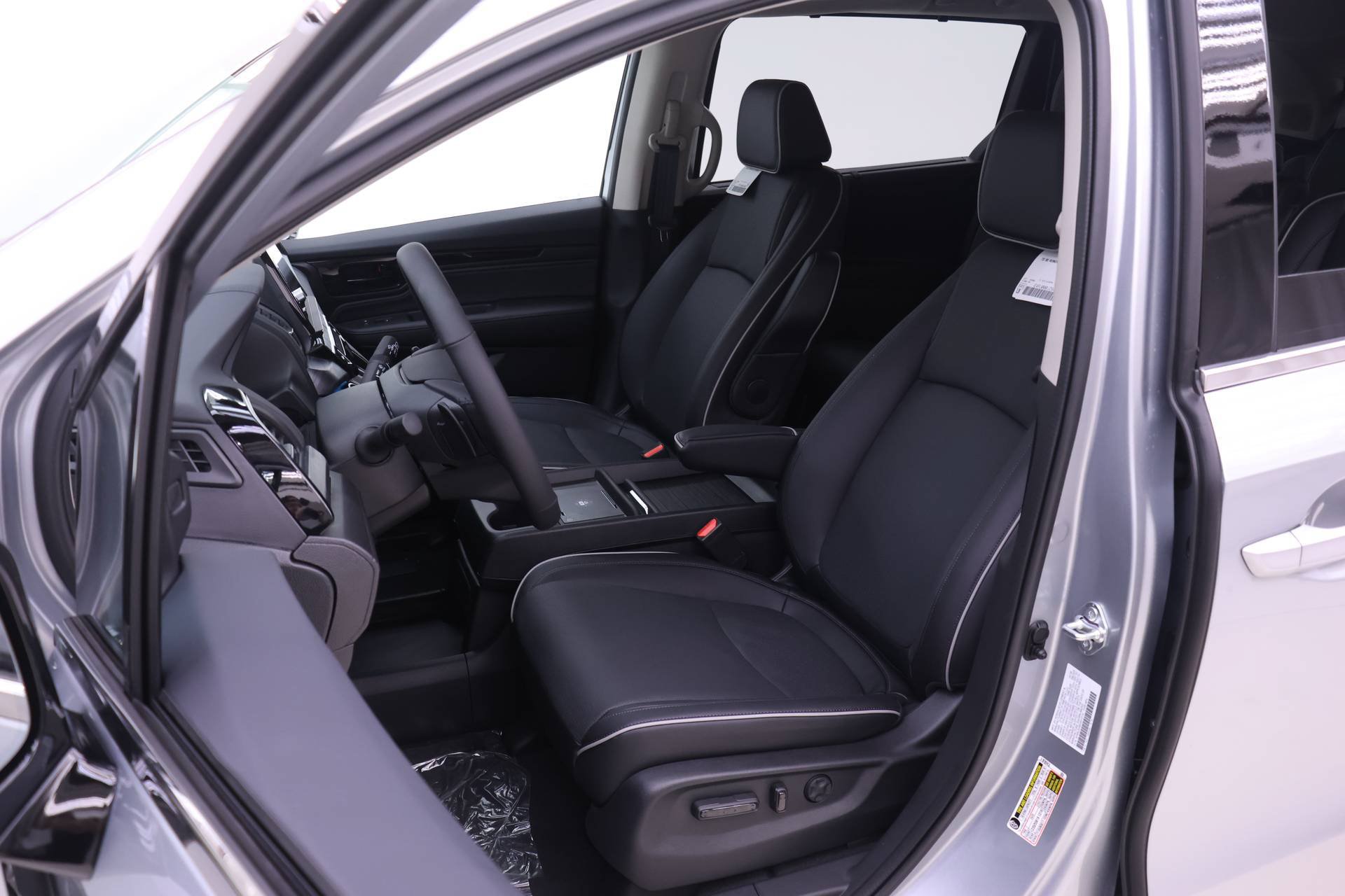 New 2027 Honda Odyssey Elite image 4