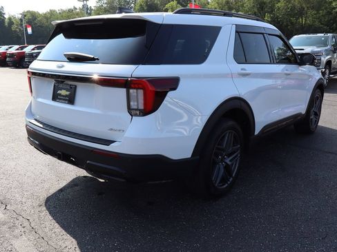Used 2025 Ford Explorer ST-Line w/ Premium Package AWD/4WD image 38
