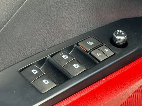 Used 2019 Toyota Camry XSE FWD image 19