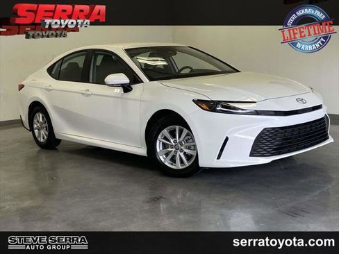 Certified 2025 Toyota Camry LE w/ Convenience Package FWD image 1