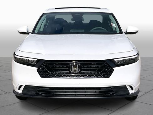 Used 2024 Honda Accord EX image 3