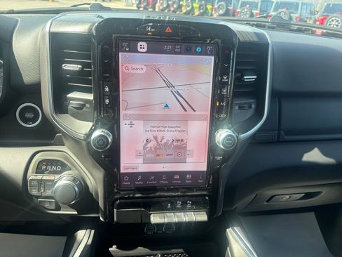 New 2026 RAM 1500 4x4 Crew Cab image 17
