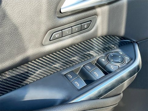 Used 2024 Cadillac XT4 Sport image 18