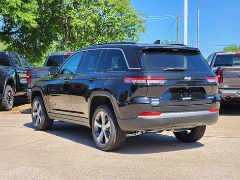 New 2026 Jeep Grand Cherokee Limited w/ Luxury Tech Group II image 4