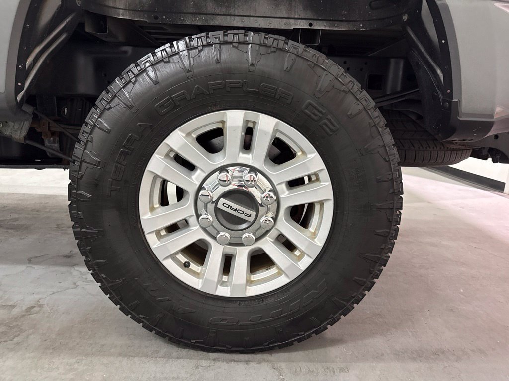 Used 2019 Ford F250 XLT w/ Snow Plow Prep Package AWD/4WD image 42