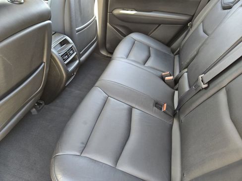 Used 2017 Cadillac XT5 Premium Luxury image 40