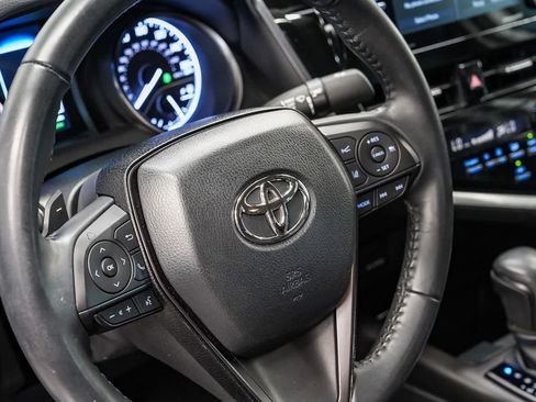 Used 2024 Toyota Camry SE FWD image 20