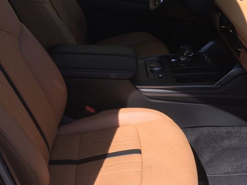 Certified 2024 MAZDA CX-90 3.3 Turbo S w/ Premium Plus image 8