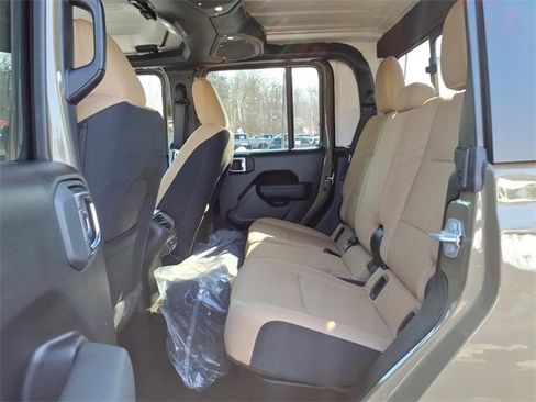 New 2026 Jeep Gladiator Willys image 26