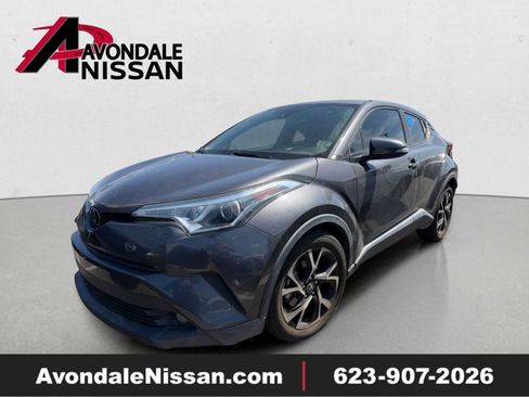Used 2018 Toyota C-HR XLE FWD image 1