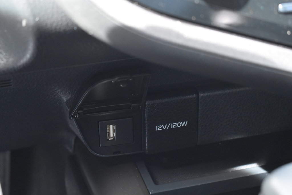Used 2023 Toyota Camry SE FWD image 33