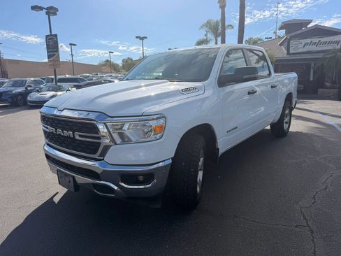 Used 2023 RAM 1500 Big Horn AWD/4WD image 3