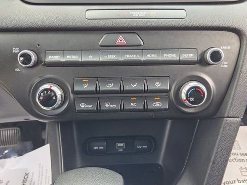 Used 2021 Kia Sportage LX FWD image 19