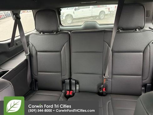 Used 2025 GMC Yukon XL Denali image 10