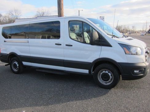 Used 2020 Ford Transit 350 XL image 2