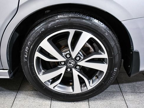 Used 2023 Honda Odyssey Touring image 8