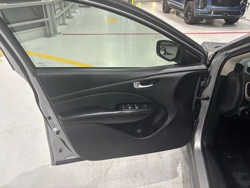 Used 2016 Dodge Dart SE w/ Convenience Group image 12