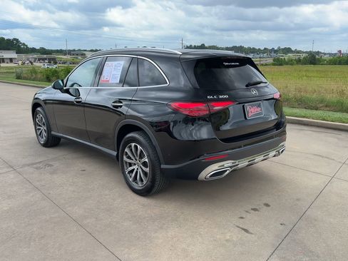 Used 2024 Mercedes-Benz GLC 300 image 6