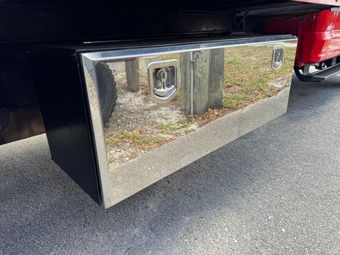 Used 2020 Ford F550 2WD Regular Cab Super Duty image 8