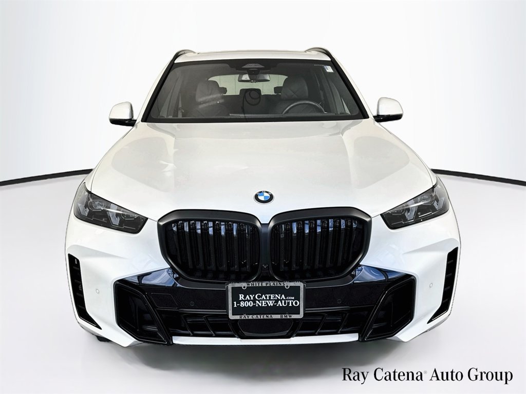 Used 2026 BMW X5 xDrive40i w/ M Sport Package AWD/4WD image 2