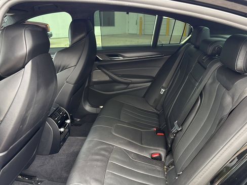 Used 2020 BMW M5 w/ Executive Package image 7