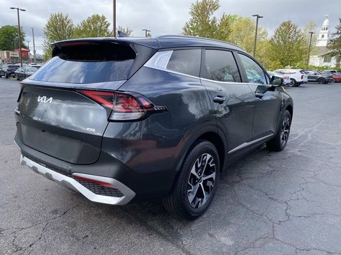 Used 2024 Kia Sportage EX AWD/4WD image 7