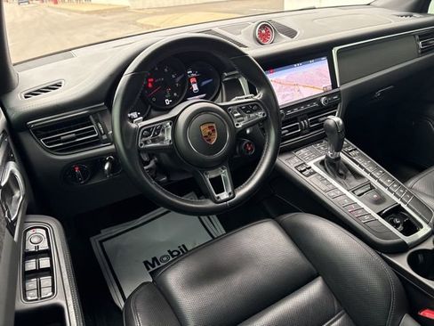 Used 2021 Porsche Macan GTS image 25